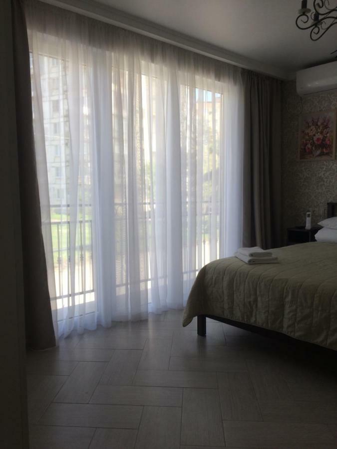 Guest House Гости Пицунда Екстериор снимка