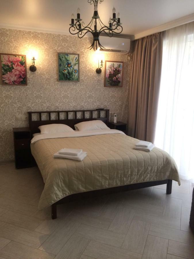 Guest House Гости Пицунда Екстериор снимка